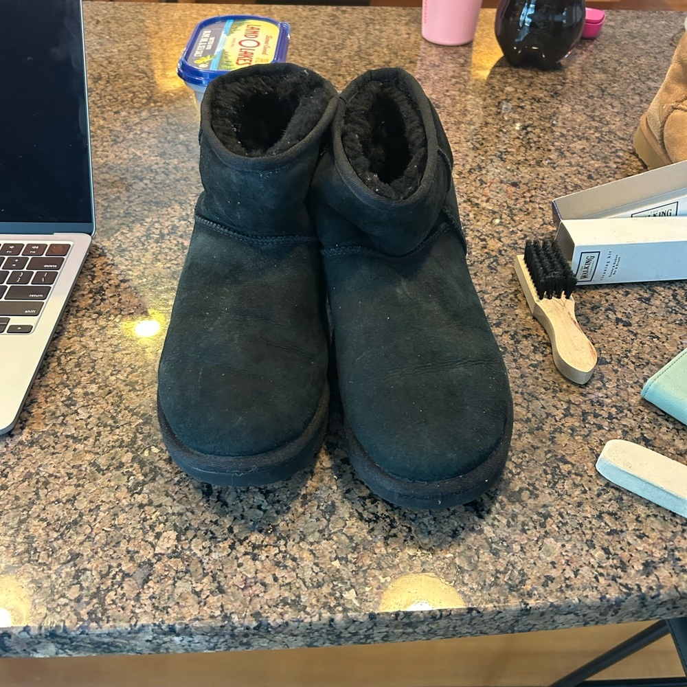Women’s Black Ugg Shearling Boots